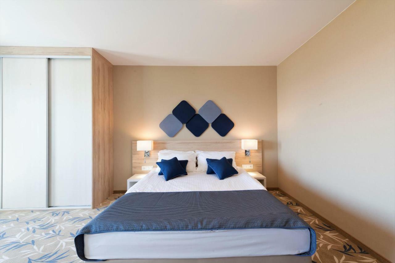 Blue Marine Mielno Apart otel Mielno  Dış mekan fotoğraf